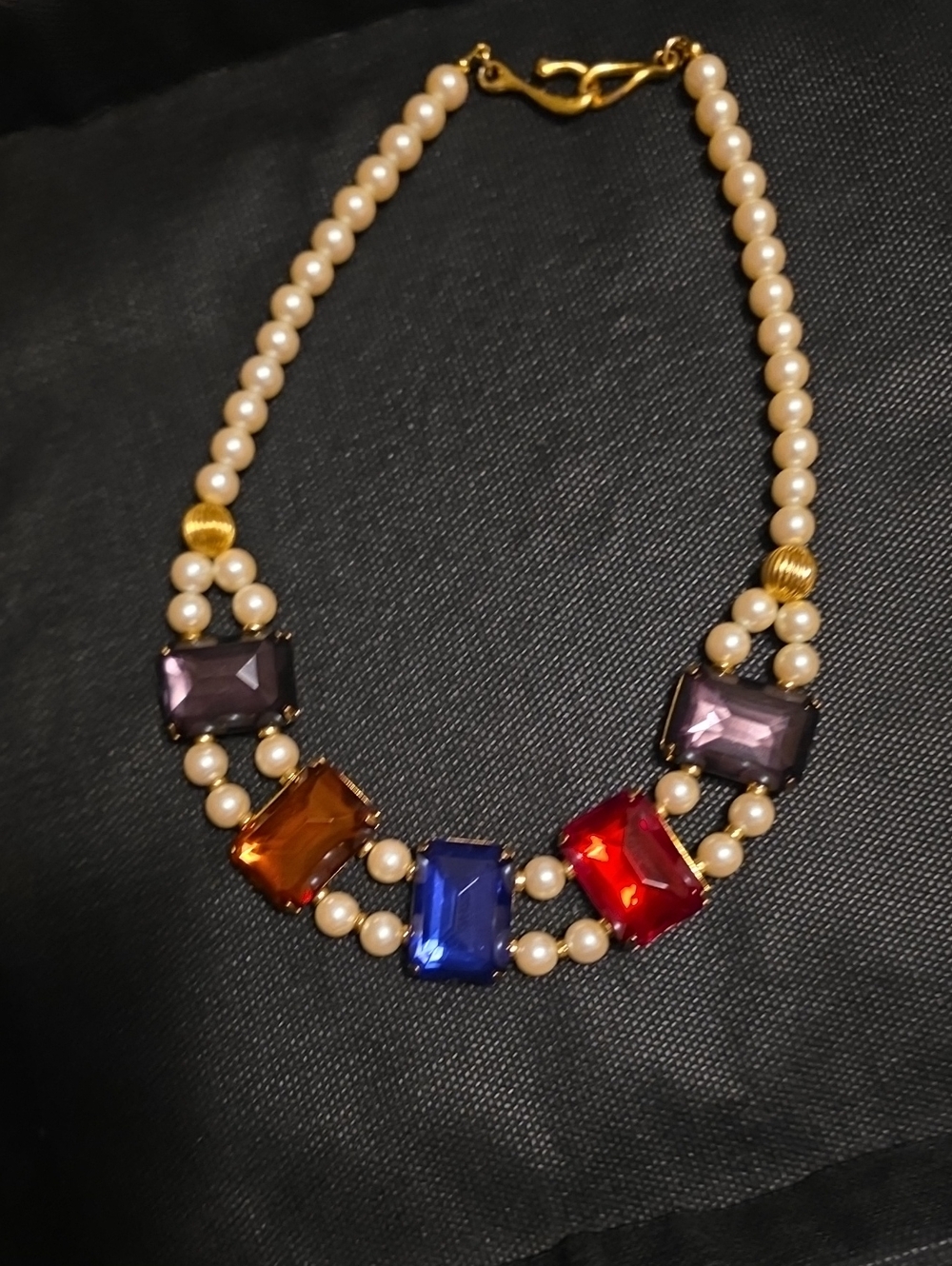 Elegant Multicolor Acrylic Gem and Faux Pearl Statement Necklace